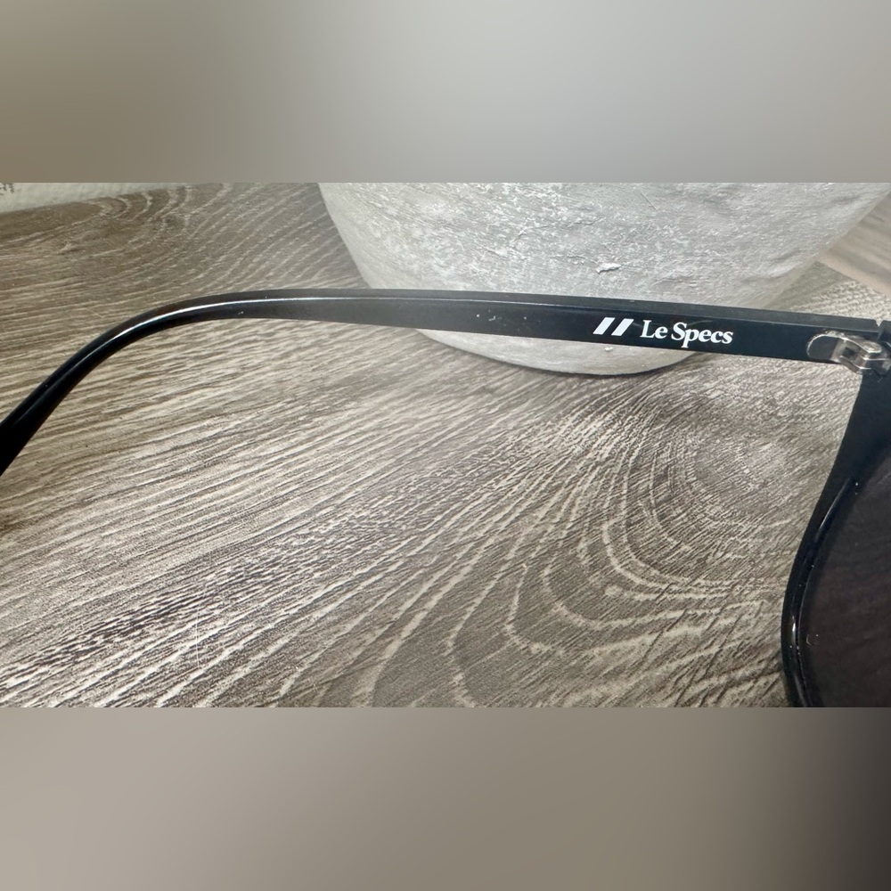 Le Specs Black Cat-Eye Halfmoon Magic Sunglasses - Picture 4 of 5
